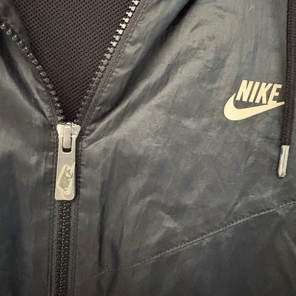 Nike Sportswear The Windrunner Black Sz L Men’s Polyester WindbreakerJacket - Picture 4 of 6